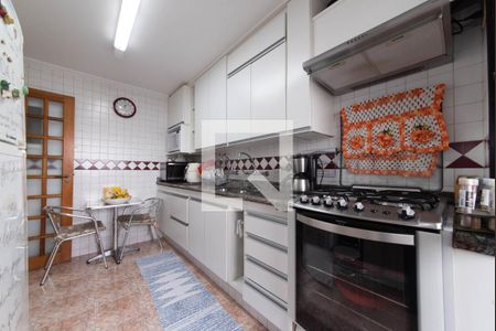 Apartamento para alugar com 210m², 4 quartos e 2 vagas Apartamento para alugar com 210m², 4 quartos e 2 vagasCozinha