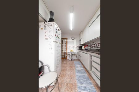 Apartamento para alugar com 210m², 4 quartos e 2 vagas Apartamento para alugar com 210m², 4 quartos e 2 vagasCozinha