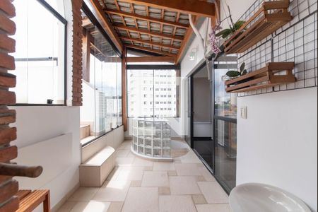 Apartamento para alugar com 210m², 4 quartos e 2 vagas Apartamento para alugar com 210m², 4 quartos e 2 vagasCobertura