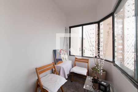 Apartamento para alugar com 210m², 4 quartos e 2 vagas Apartamento para alugar com 210m², 4 quartos e 2 vagasSacada da Sala