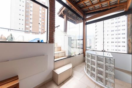 Apartamento para alugar com 210m², 4 quartos e 2 vagas Apartamento para alugar com 210m², 4 quartos e 2 vagasCobertura