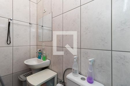 Casa à venda com 140m², 3 quartos e 2 vagasBanheiro