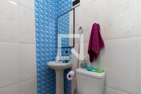 Casa à venda com 140m², 3 quartos e 2 vagasBanheiro 2