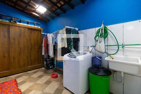 Casa à venda com 140m², 3 quartos e 2 vagasÁrea de Serviço