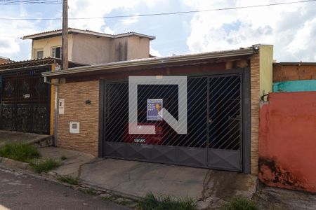 Casa à venda com 140m², 3 quartos e 2 vagasFachada