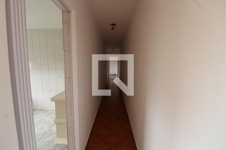 Corredor de apartamento para alugar com 2 quartos, 70m² em Vila Santa Clara, São Paulo