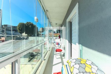 Varanda  de casa de condomínio à venda com 2 quartos, 117m² em Itaquera, São Paulo