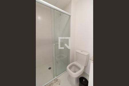 Banheiro de kitnet/studio para alugar com 1 quarto, 20m² em Butantã, São Paulo