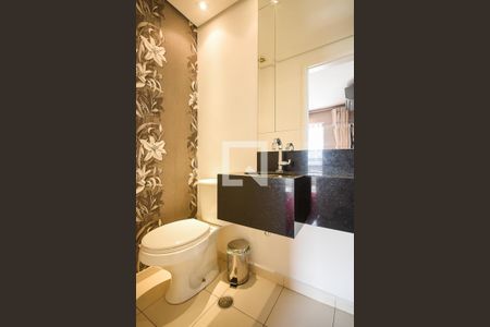 Lavabo de apartamento à venda com 3 quartos, 103m² em Vila Suzana, São Paulo