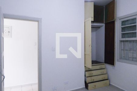 Quarto/Sala de kitnet/studio para alugar com 1 quarto, 31m² em Centro, São Vicente