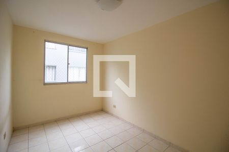 Quarto 2 de apartamento para alugar com 3 quartos, 55m² em Itaquera, São Paulo