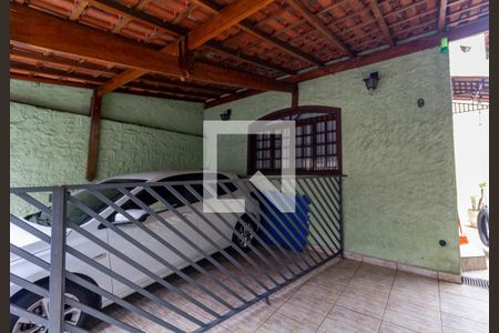 Casa à venda com 190m², 4 quartos e 3 vagas Casa à venda com 190m², 4 quartos e 3 vagasGaragem