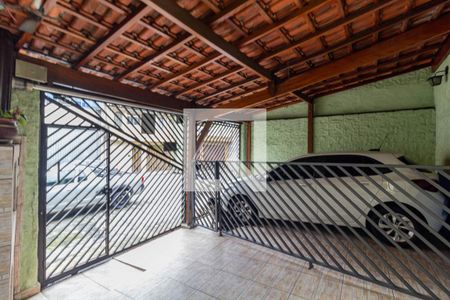 Casa à venda com 190m², 4 quartos e 3 vagas Casa à venda com 190m², 4 quartos e 3 vagasGaragem