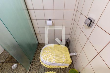 Casa à venda com 190m², 4 quartos e 3 vagas Casa à venda com 190m², 4 quartos e 3 vagasCasa 2 - Banheiro