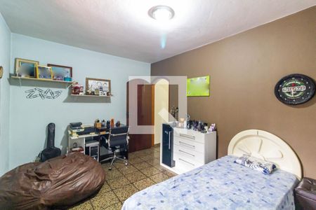 Casa à venda com 190m², 4 quartos e 3 vagas Casa à venda com 190m², 4 quartos e 3 vagasCasa 2 - Quarto 1