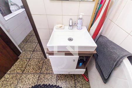 Casa à venda com 190m², 4 quartos e 3 vagas Casa à venda com 190m², 4 quartos e 3 vagasCasa 2 - Lavabo