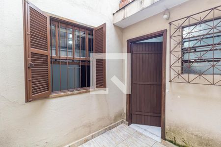 Casa à venda com 190m², 4 quartos e 3 vagas Casa à venda com 190m², 4 quartos e 3 vagasÁrea Externa