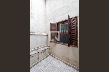 Casa à venda com 190m², 4 quartos e 3 vagas Casa à venda com 190m², 4 quartos e 3 vagasÁrea Externa