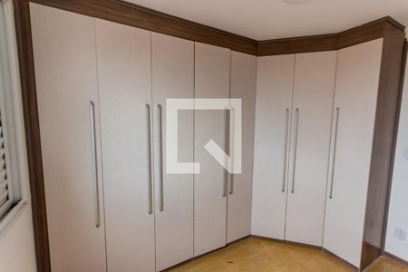 Armário de apartamento para alugar com 2 quartos, 50m² em Parque Erasmo Assunção, Santo André