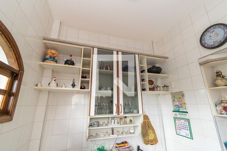Apartamento à venda com 78m², 3 quartos e sem vagaCopa - Armários