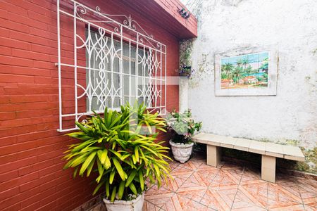 Casa à venda com 90m², 2 quartos e sem vagaQuintal