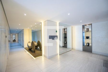 Apartamento para alugar com 124m², 3 quartos e 2 vagas Apartamento para alugar com 124m², 3 quartos e 2 vagasHall social