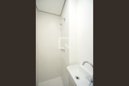 Apartamento para alugar com 124m², 3 quartos e 2 vagas Apartamento para alugar com 124m², 3 quartos e 2 vagasChuveiro