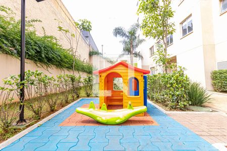 Apartamento à venda com 40m², 2 quartos e sem vagaÁrea comum - Playground