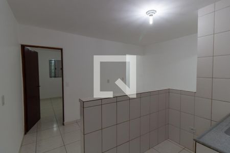 Casa à venda com 40m², 1 quarto e sem vaga Casa à venda com 40m², 1 quarto e sem vagaCozinha