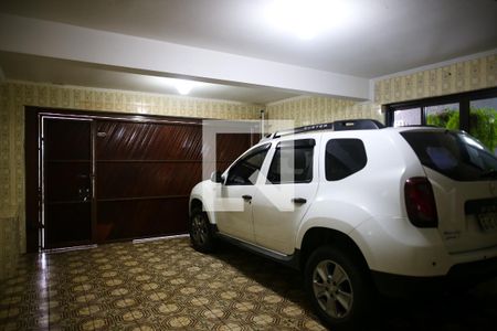 Casa à venda com 310m², 3 quartos e 2 vagas Casa à venda com 310m², 3 quartos e 2 vagasGaragem