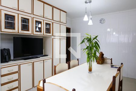 Casa à venda com 310m², 3 quartos e 2 vagas Casa à venda com 310m², 3 quartos e 2 vagasCozinha