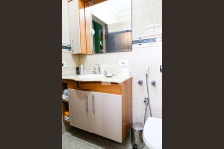 Casa à venda com 310m², 3 quartos e 2 vagas Casa à venda com 310m², 3 quartos e 2 vagasBanheiro da Suite