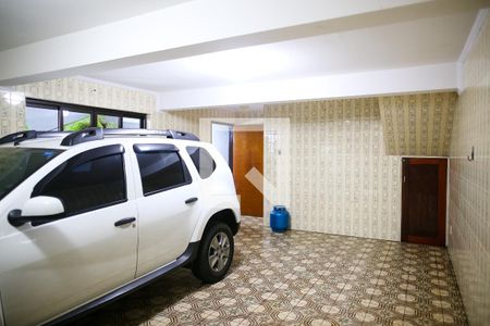 Casa à venda com 310m², 3 quartos e 2 vagas Casa à venda com 310m², 3 quartos e 2 vagasGaragem