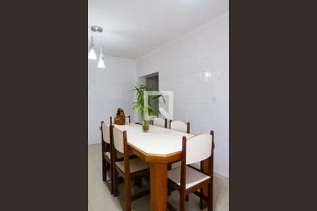 Casa à venda com 310m², 3 quartos e 2 vagas Casa à venda com 310m², 3 quartos e 2 vagasCozinha