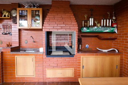 Casa à venda com 310m², 3 quartos e 2 vagas Casa à venda com 310m², 3 quartos e 2 vagasCobertura