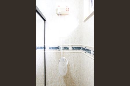 Casa à venda com 310m², 3 quartos e 2 vagas Casa à venda com 310m², 3 quartos e 2 vagasBanheiro da Suite