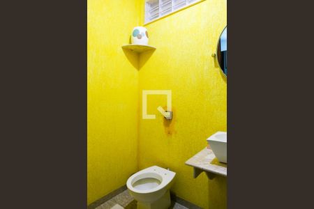 Casa à venda com 310m², 3 quartos e 2 vagas Casa à venda com 310m², 3 quartos e 2 vagasLavabo 1