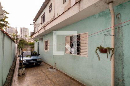 Casa à venda com 175m², 4 quartos e 3 vagas Casa à venda com 175m², 4 quartos e 3 vagasQuintal