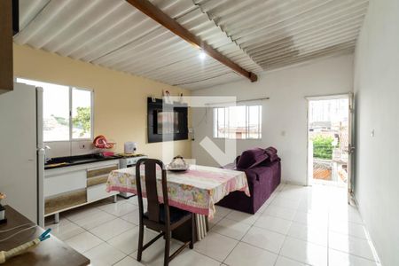 Casa à venda com 175m², 4 quartos e 3 vagas Casa à venda com 175m², 4 quartos e 3 vagasSala superior