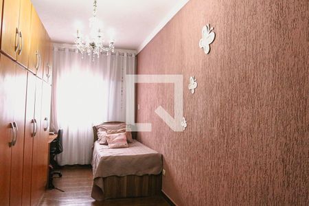 Casa à venda com 241m², 4 quartos e 3 vagas Casa à venda com 241m², 4 quartos e 3 vagasQuarto 4