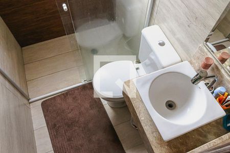 Casa à venda com 241m², 4 quartos e 3 vagas Casa à venda com 241m², 4 quartos e 3 vagasBanheiro