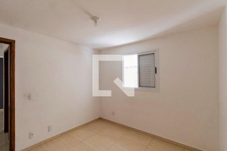 Quarto 1 de apartamento para alugar com 2 quartos, 50m² em Vila Nhocune, São Paulo