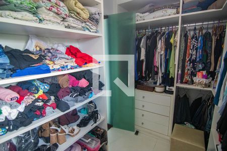 Casa à venda com 683m², 4 quartos e 3 vagasCloset do quarto 3