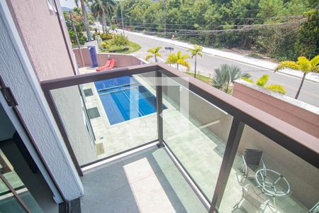 Casa à venda com 683m², 4 quartos e 3 vagasSacada