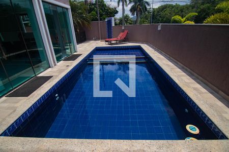 Casa à venda com 683m², 4 quartos e 3 vagasPiscina