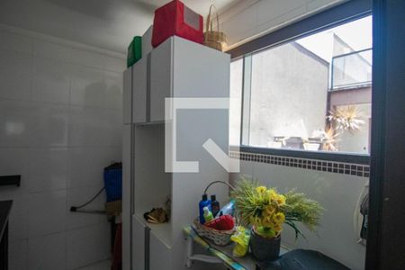 Casa à venda com 683m², 4 quartos e 3 vagasÁrea de Serviço