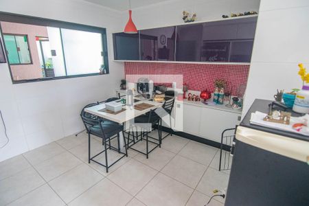 Casa à venda com 683m², 4 quartos e 3 vagasCopa