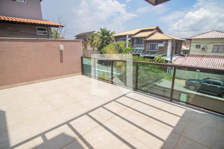 Casa à venda com 683m², 4 quartos e 3 vagasSacada