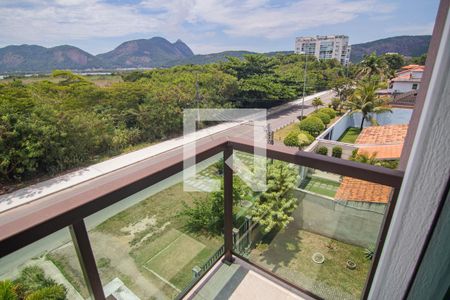 Casa à venda com 683m², 4 quartos e 3 vagasSacada