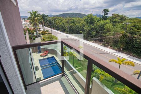 Casa à venda com 683m², 4 quartos e 3 vagasSacada